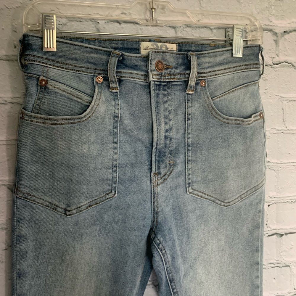 Free People skinny jeans. Size 29 - Picture 3 of 4